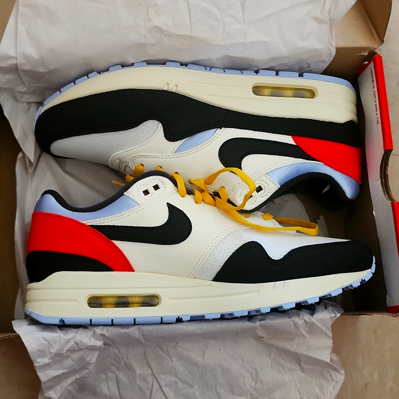 Sneaker